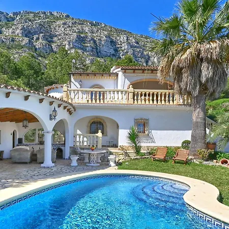 Lau Villa