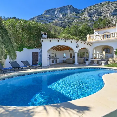 Lau Villa