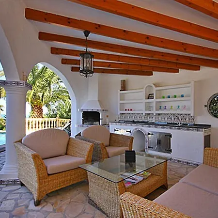 Villa Lau *
