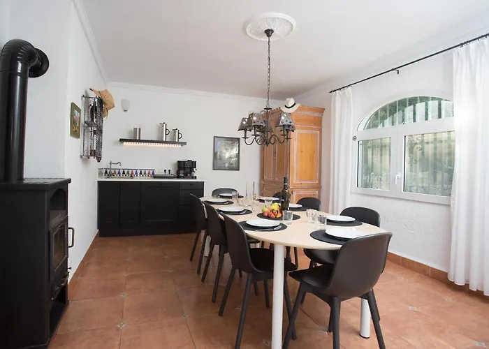 Lau By Aguilarent 德尼亚